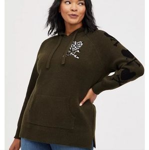 NWOT Torrid | Raglan Tunic Hoodie in Heart Bone Olive